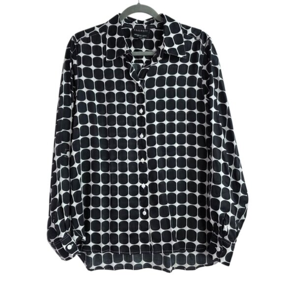 Foxcroft Tops - Foxcroft Geometric Print Roll Tab Sleeve Button Up wrinkle free  Blouse